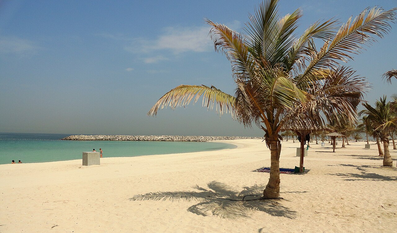 Older view of Al Mamzar Beach Park in Dubai, before the 2026 waterfront changes